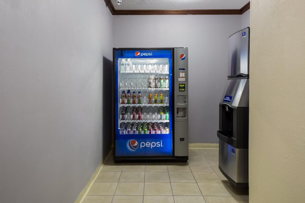 Red Roof Inn & Suites Bloomsburg - Mifflinville Εξωτερικό φωτογραφία