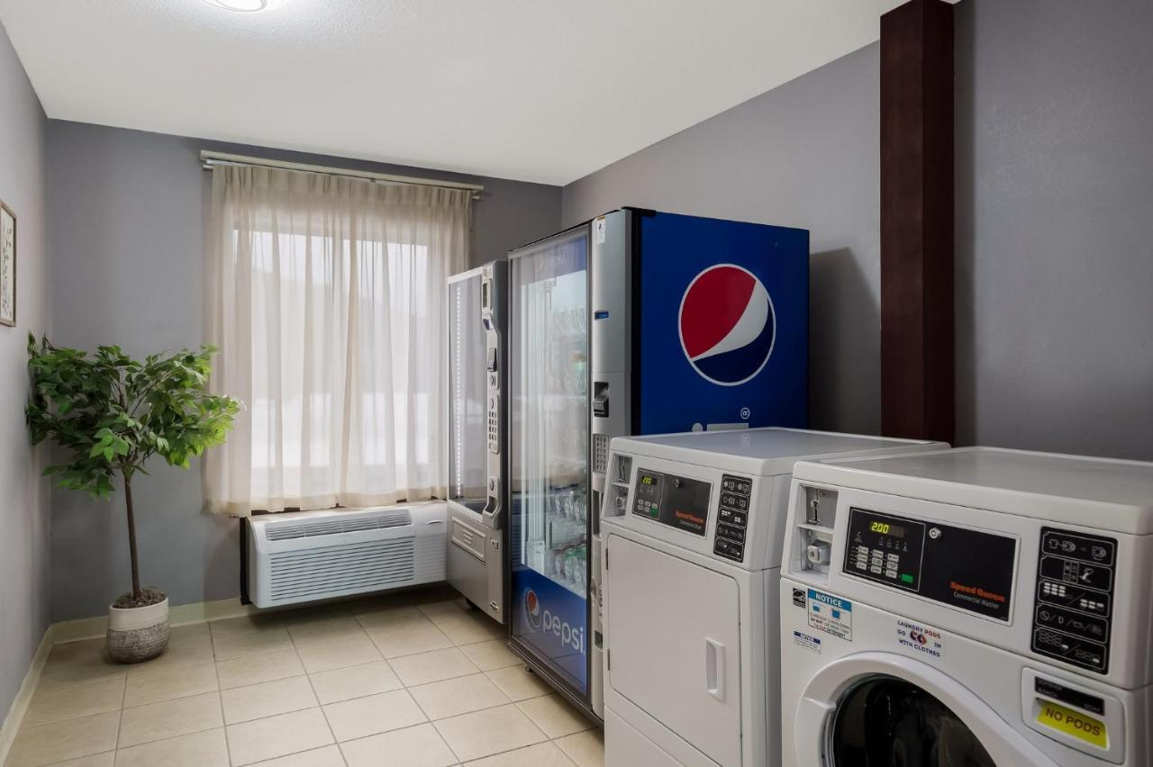 Red Roof Inn & Suites Bloomsburg - Mifflinville Εξωτερικό φωτογραφία